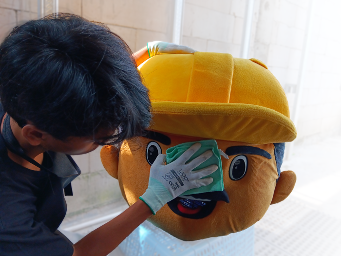 wiping kostum maskot